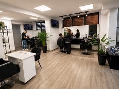 Salon infrumusetare la cheie